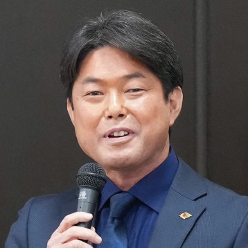 社会福祉法人友愛十字会 法人本部事務局　介護生産性向上推進室長　特別養護老人ホーム 友愛荘施設長 鈴木健太氏