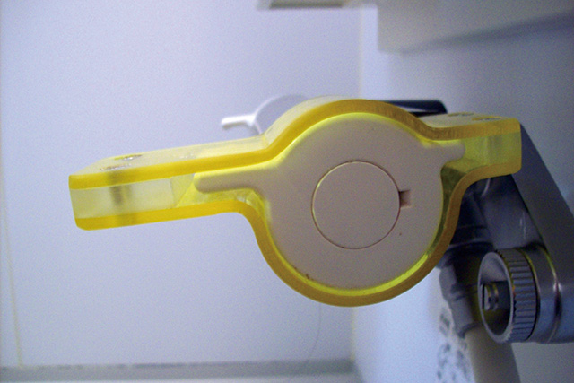 入浴用カランを楽に回すことができる自助具の製作